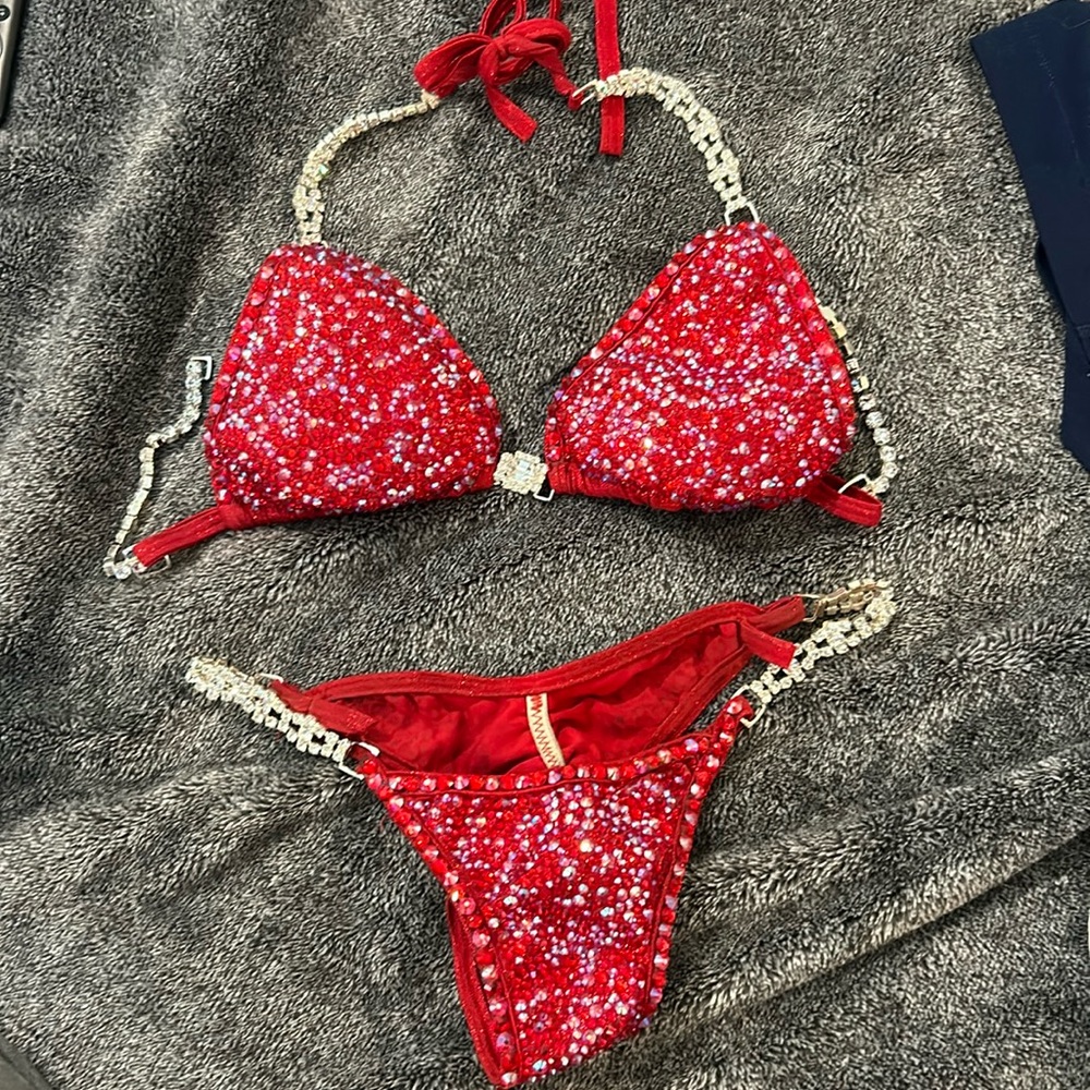 Used bikini competition suit